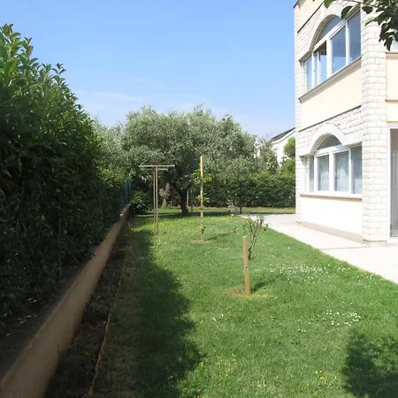 Jozo A4 No.0 Apartmán Pula